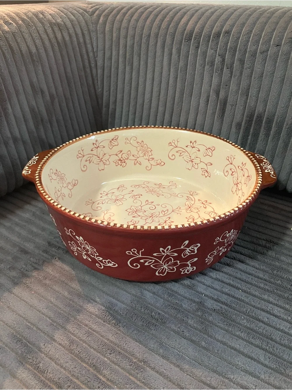 Temp-Tations Floral Lace 2qt Casserole Dish Cranberry Red/White Stoneware